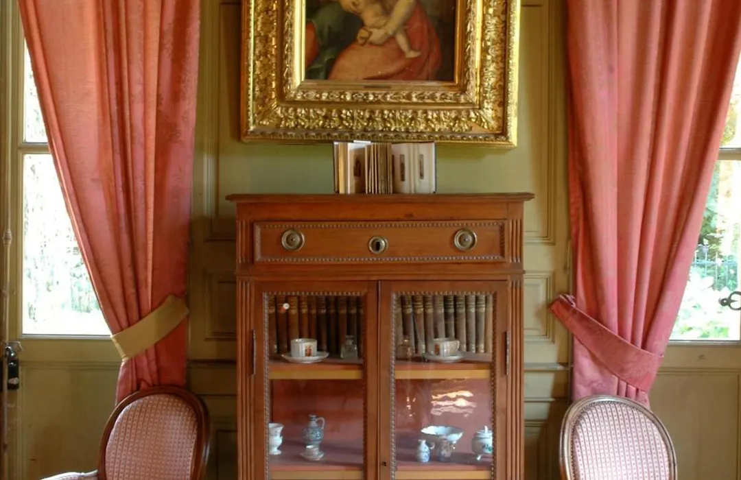 Chateau D'Urtubie-1